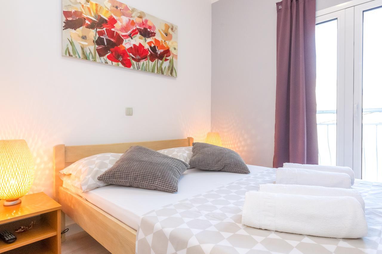 Apartments In City Center Ventus 诺瓦利娅 外观 照片